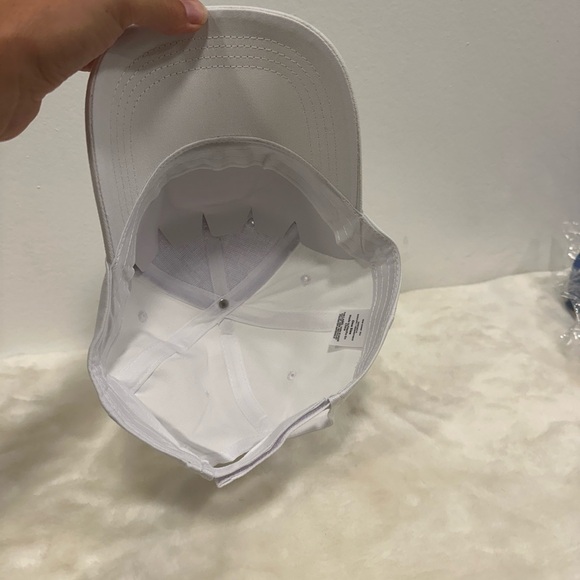 Detroit Lions hat! White baseball cap with glitter sequin lions logo!! - Picture 5 of 7